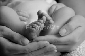 Baby Feet Moms Hands B%26W #2603