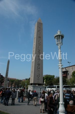 Turkey-Istanbul-Obelisk-of-Theodosius-3-v-973.JPG
