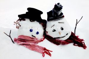 Snowmen-Old-Couple-3847.jpg