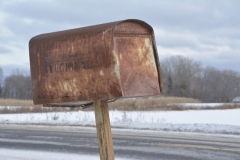 Mailbox-Rusty-Closeup-3756