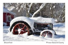 Tractor Bloomfield Winter #3422